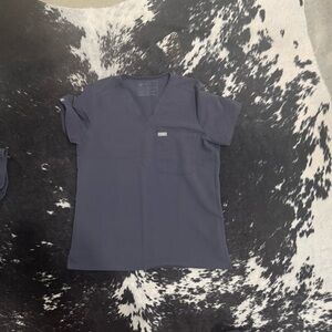 Women’s Fig Catarina One Pocket Scrub Top